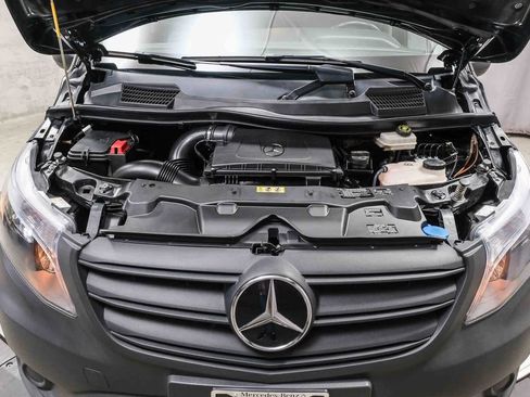 Used 2023 Mercedes-Benz Metris Passenger image 30