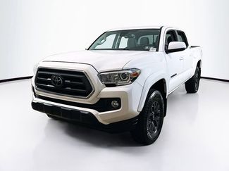 Used 2023 Toyota Tacoma SR5 video 3