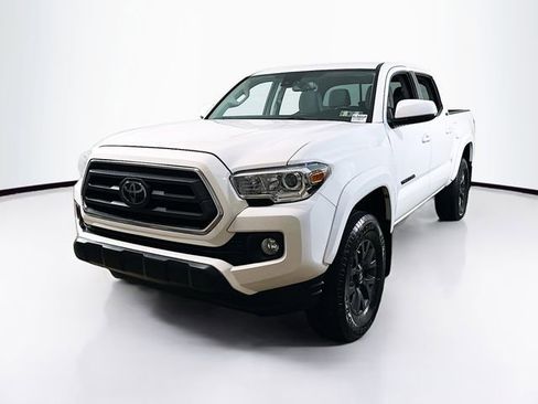 Used 2023 Toyota Tacoma SR5 image 3
