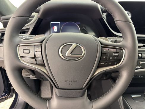 Certified 2024 Lexus ES 350 w/ Premium Package image 17