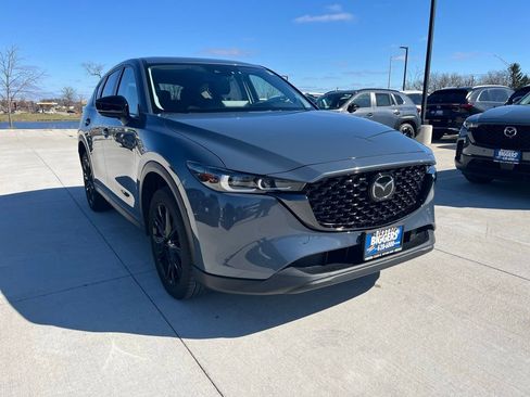 Used 2023 MAZDA CX-5 Carbon Edition image 2