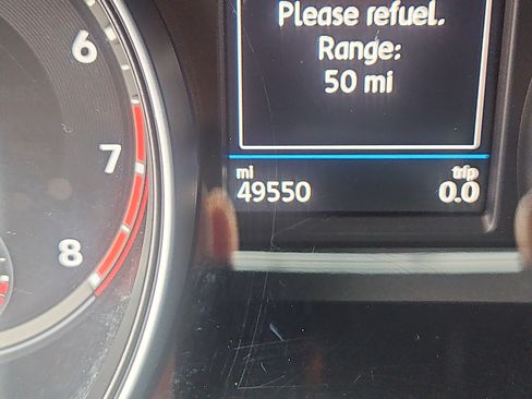 Certified 2020 Volkswagen Atlas Cross Sport SE w/ Panoramic Sunroof Package image 7