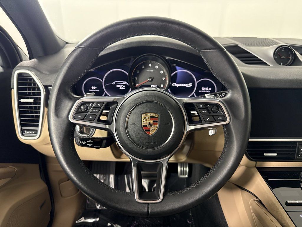 Certified 2023 Porsche Cayenne S Platinum w/ Premium Package Plus AWD/4WD image 36