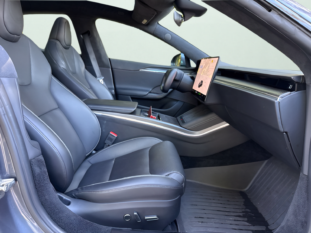 Used 2023 Tesla Model S Plaid AWD/4WD image 43