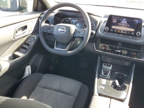 New 2026 Nissan Rogue SV FWD image 12