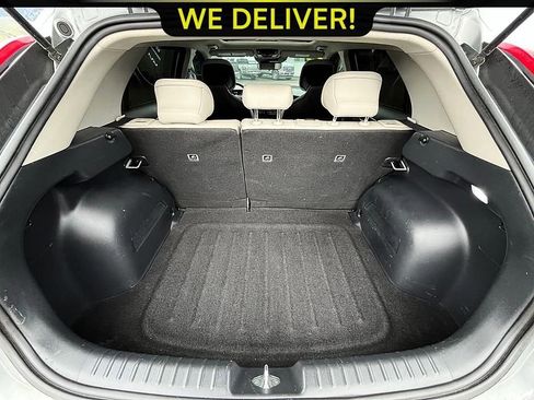 Used 2023 Kia Niro EX Touring FWD image 17