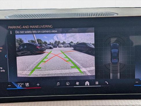 Used 2025 BMW 330i Sedan w/ Convenience Package image 10