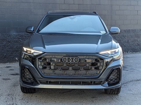 Certified 2025 Audi Q8 Premium Plus w/ Premium Plus Package image 9