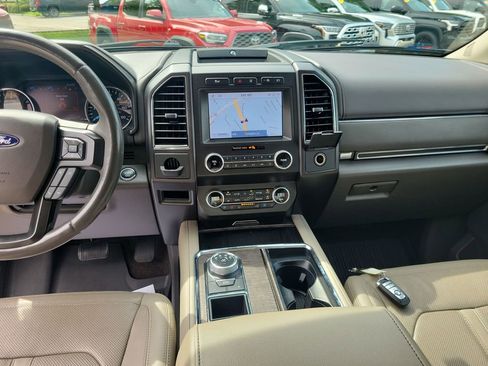 Used 2020 Ford Expedition Max Limited w/ Equipment Group 302A RWD image 24