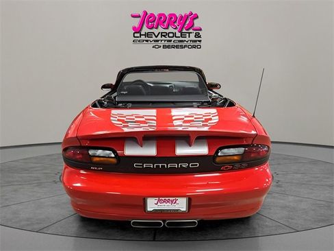 Used 2002 Chevrolet Camaro Z28 w/ SS Performance/Appearance Pkg image 7