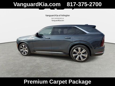 Used 2025 Cadillac Escalade IQ Luxury 2 w/ LPO, Premium Carpet Package AWD/4WD image 5