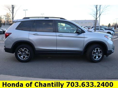Used 2023 Honda Passport TrailSport image 8