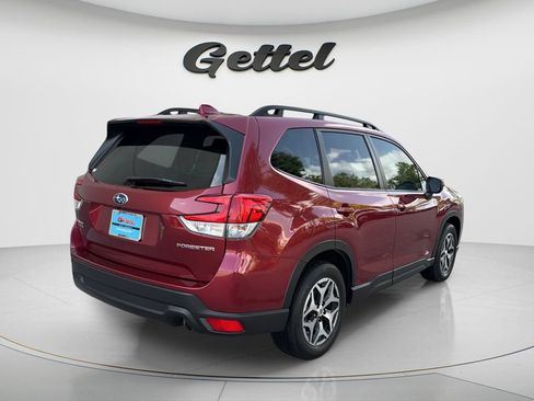 Used 2023 Subaru Forester Premium AWD/4WD image 5