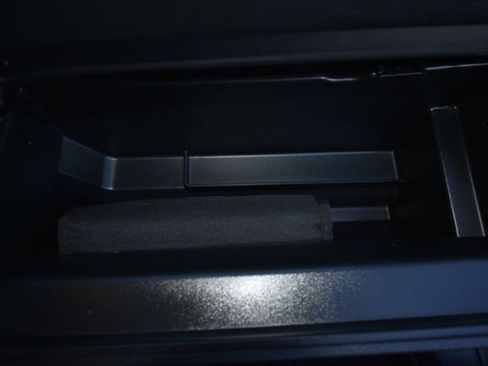 Used 2020 Ford Explorer XLT w/ Comfort Package image 47