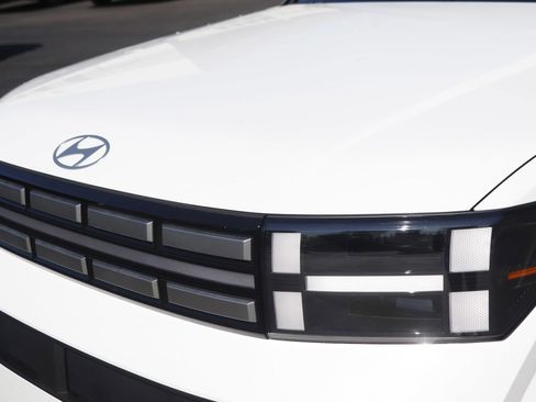 New 2026 Hyundai Santa Fe SE image 11