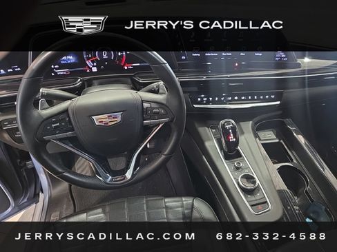 Used 2023 Cadillac Escalade V AWD/4WD image 9