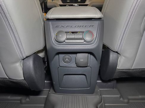 New 2026 Ford Explorer Active w/ Active Comfort Package AWD/4WD image 25