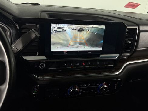 Used 2023 GMC Sierra 1500 SLE image 20