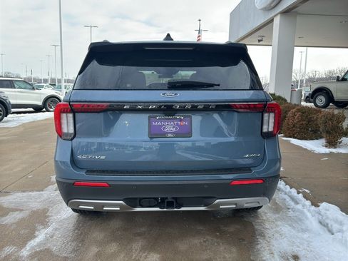 New 2026 Ford Explorer Active w/ Active Comfort Package image 9