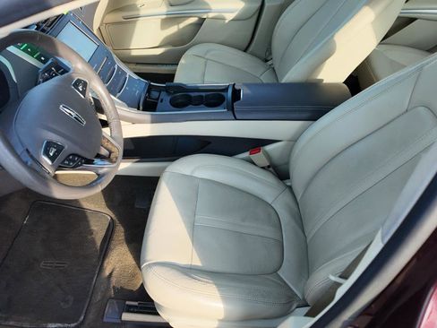 Used 2013 Lincoln MKZ AWD image 8