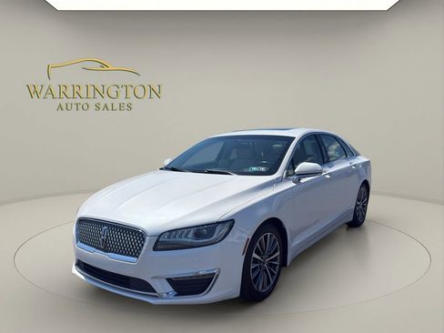 Used 2017 Lincoln MKZ Select w/ Select Plus Package FWD image 3