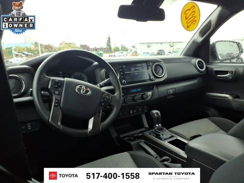 Used 2023 Toyota Tacoma TRD Off-Road w/ Technology Package AWD/4WD image 13