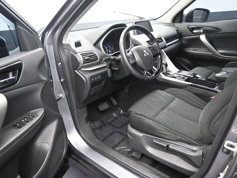 Used 2020 Mitsubishi Eclipse Cross FWD image 14