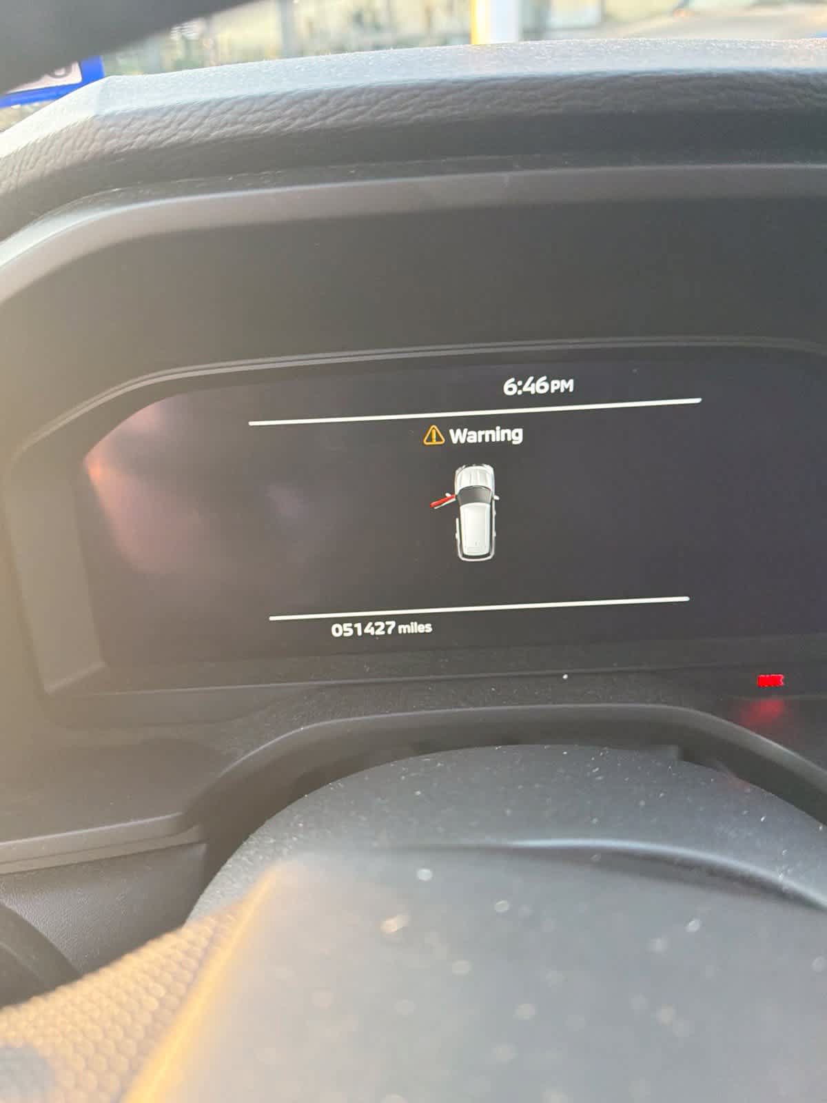 Used 2022 Mitsubishi Outlander SE FWD image 6
