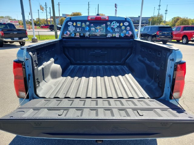 Used 2026 Chevrolet Colorado Z71 w/ Technology Package AWD/4WD image 9