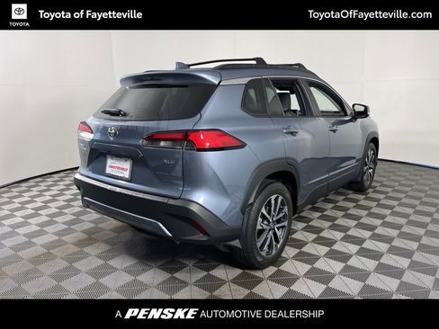 Certified 2024 Toyota Corolla Cross XLE w/ Convenience Package FWD image 15