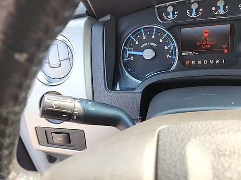 Used 2011 Ford F150 Lariat w/ Lariat Plus Pkg AWD/4WD image 12