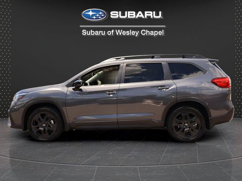 Certified 2025 Subaru Ascent Onyx Edition w/ Onyx Package AWD/4WD image 5