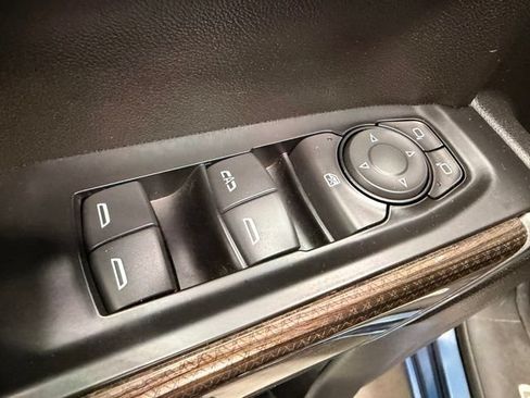 Used 2019 Chevrolet Silverado 1500 LT w/ All-Star Edition AWD/4WD image 27