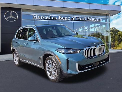 Used 2024 BMW X5 xDrive40i w/ Parking Assistance Package AWD/4WD image 1