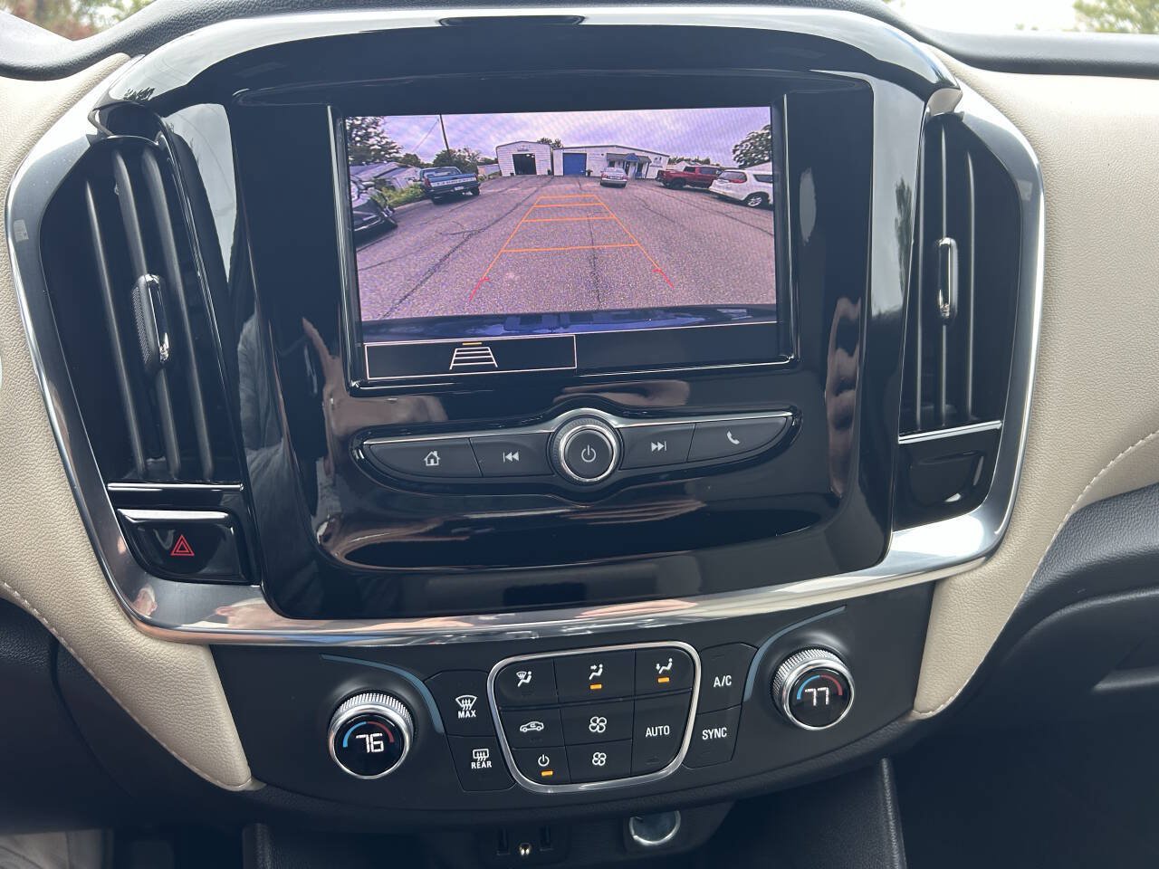 Used 2023 Chevrolet Traverse LS w/ Midnight/Sport Edition FWD image 10