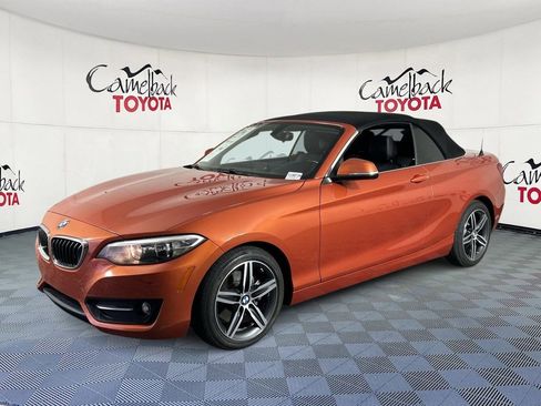 Used 2017 BMW 230i Convertible RWD image 4
