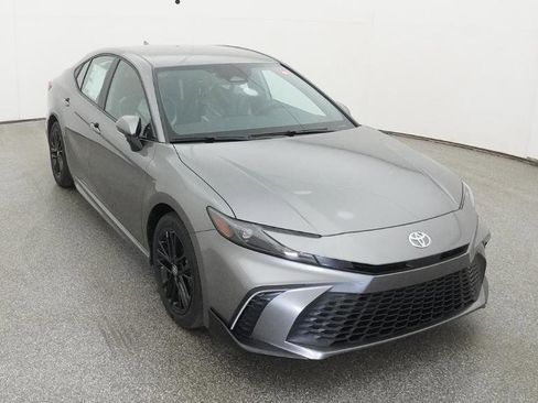 New 2026 Toyota Camry SE FWD image 17
