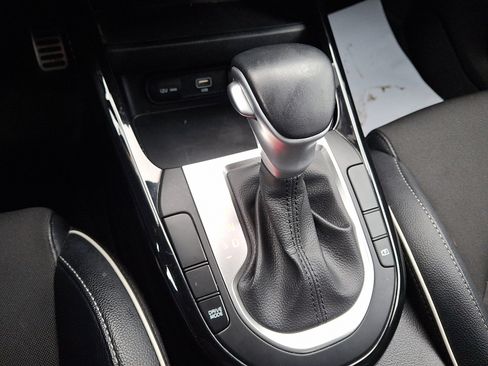 Used 2023 Kia Forte GT-Line image 15