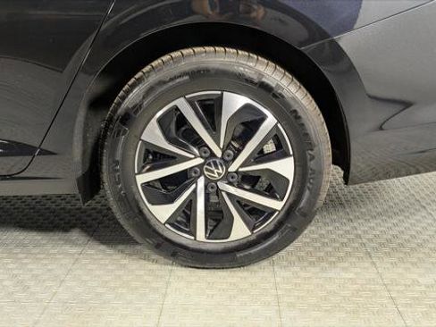 Used 2025 Volkswagen Jetta S image 34