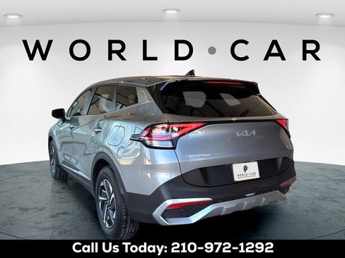 Used 2025 Kia Sportage LX FWD image 13