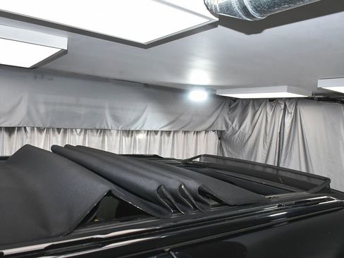 Used 2023 Land Rover Defender 110 X-Dynamic SE image 55