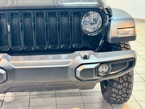 Used 2021 Jeep Wrangler Unlimited Sport image 14