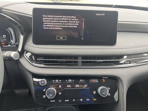 Used 2025 INFINITI QX60 Luxe w/ Vision Package image 11