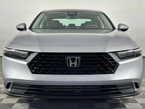 Used 2023 Honda Accord EX image 15