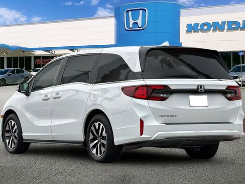 New 2026 Honda Odyssey EX-L image 3
