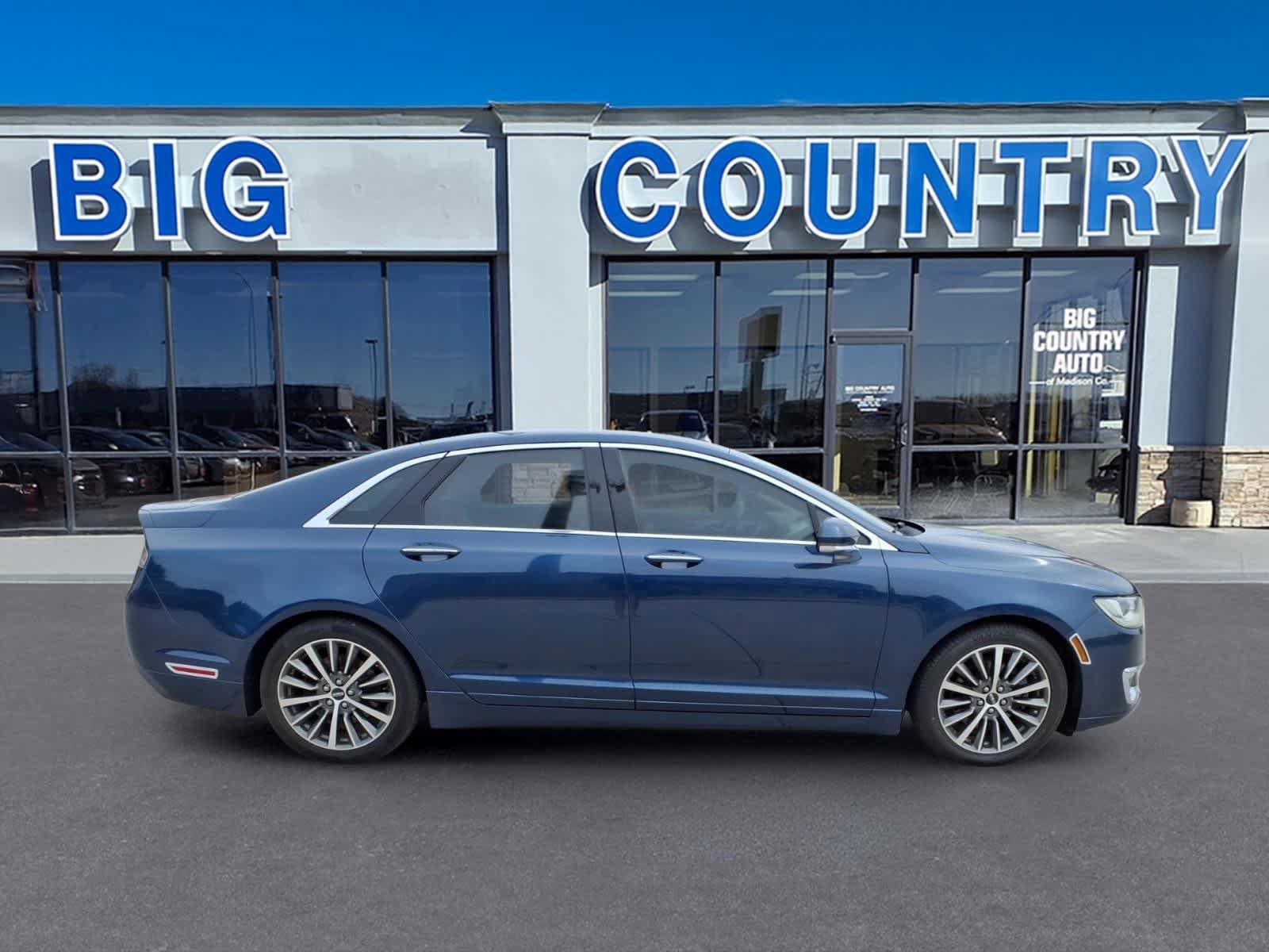 Used 2017 Lincoln MKZ Premiere FWD image 4