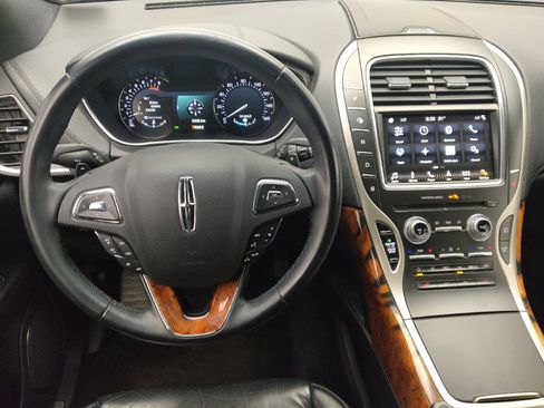 Used 2018 Lincoln MKX Select w/ Select Plus Package FWD image 22