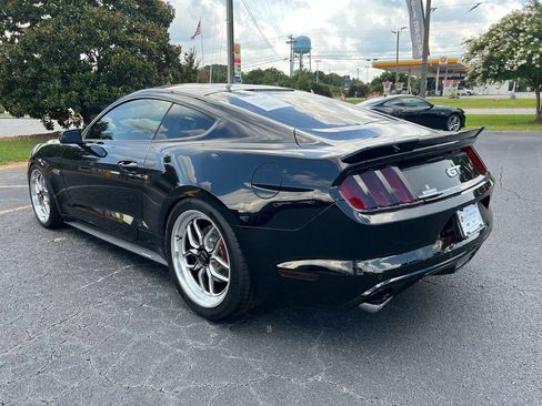 Used 2016 Ford Mustang GT w/ GT Performance Package RWD image 5