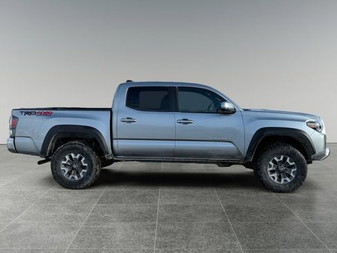 Used 2023 Toyota Tacoma TRD Off-Road image 6