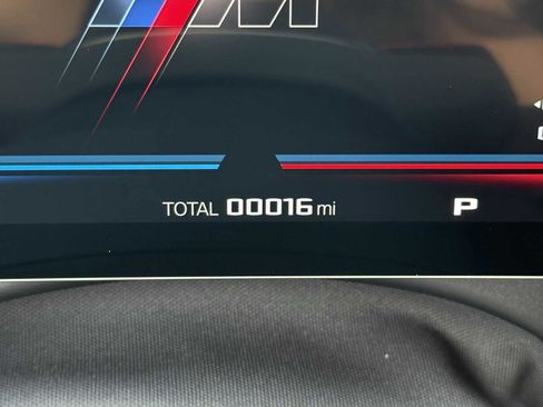 New 2026 BMW M5 w/ Executive Package image 33